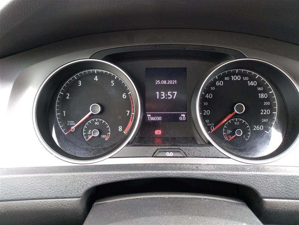 Sort VW Golf fra 2016