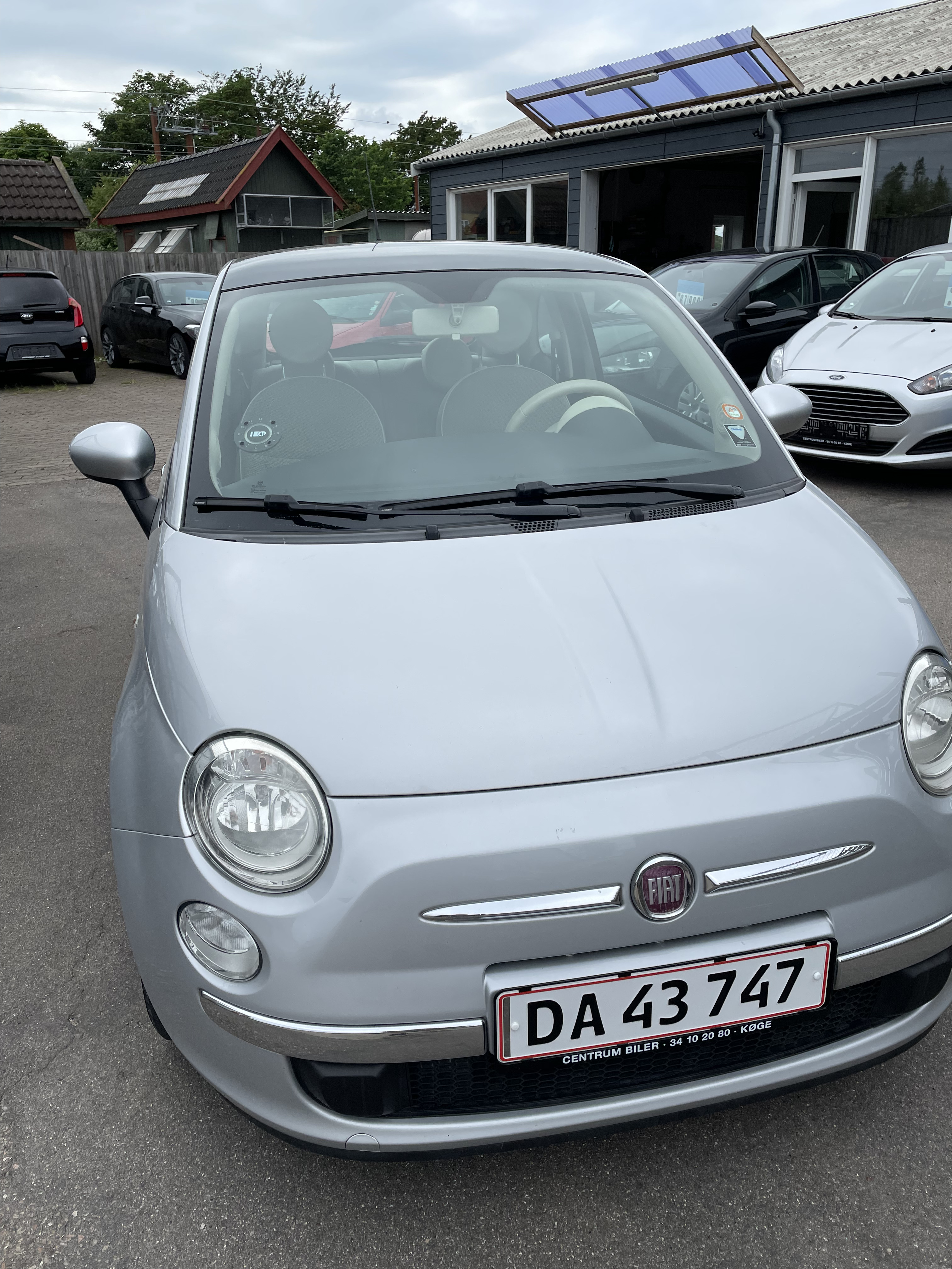 Sølv Fiat 500 fra 2011