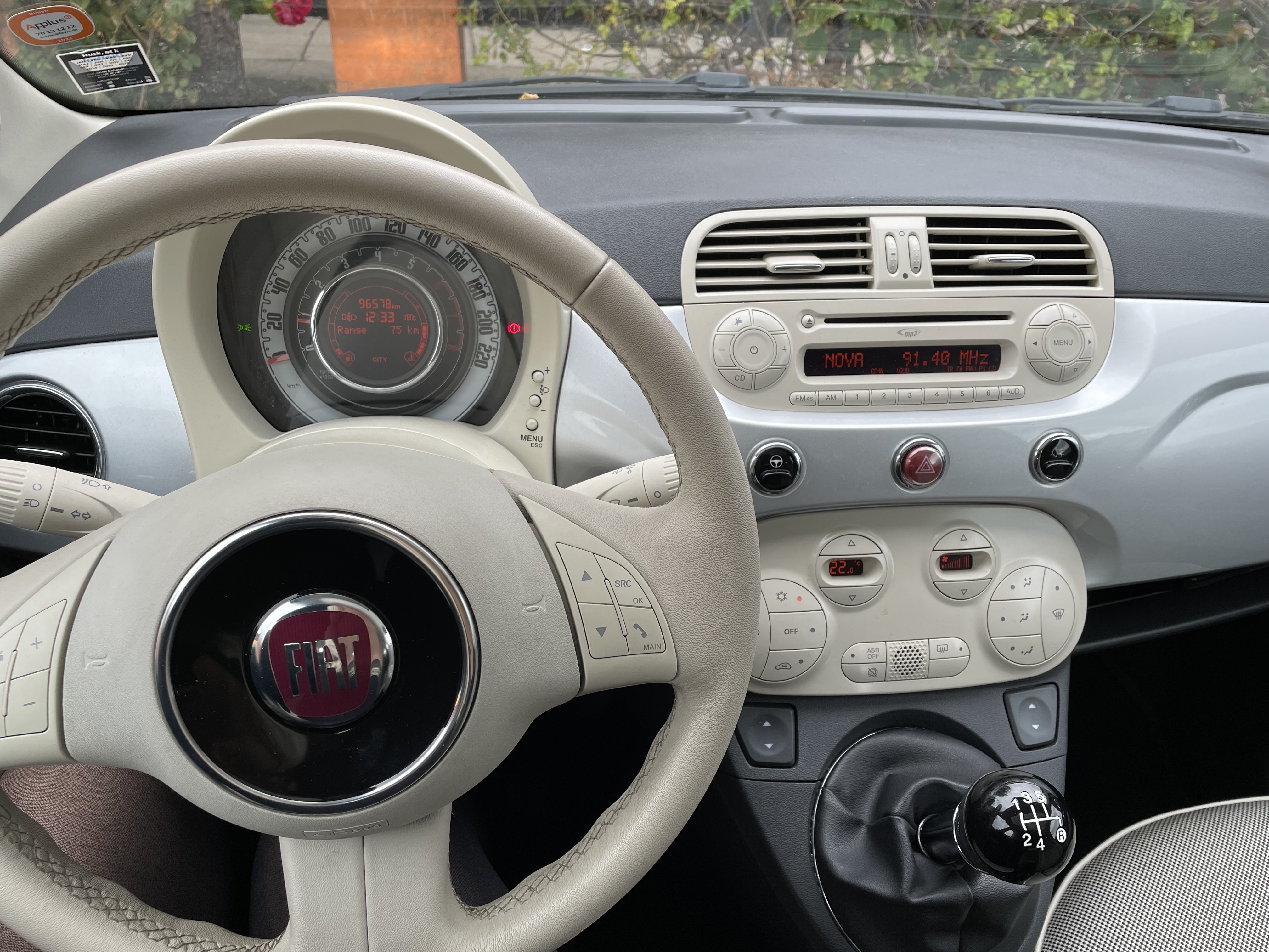 Sølv Fiat 500 fra 2011