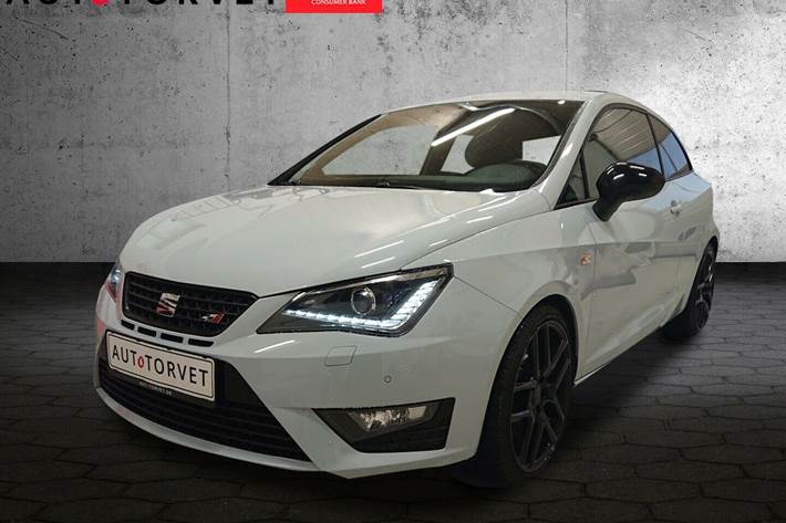 Grå Seat Ibiza fra 2016