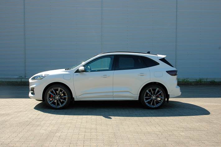 Hvid Ford Kuga fra 2021