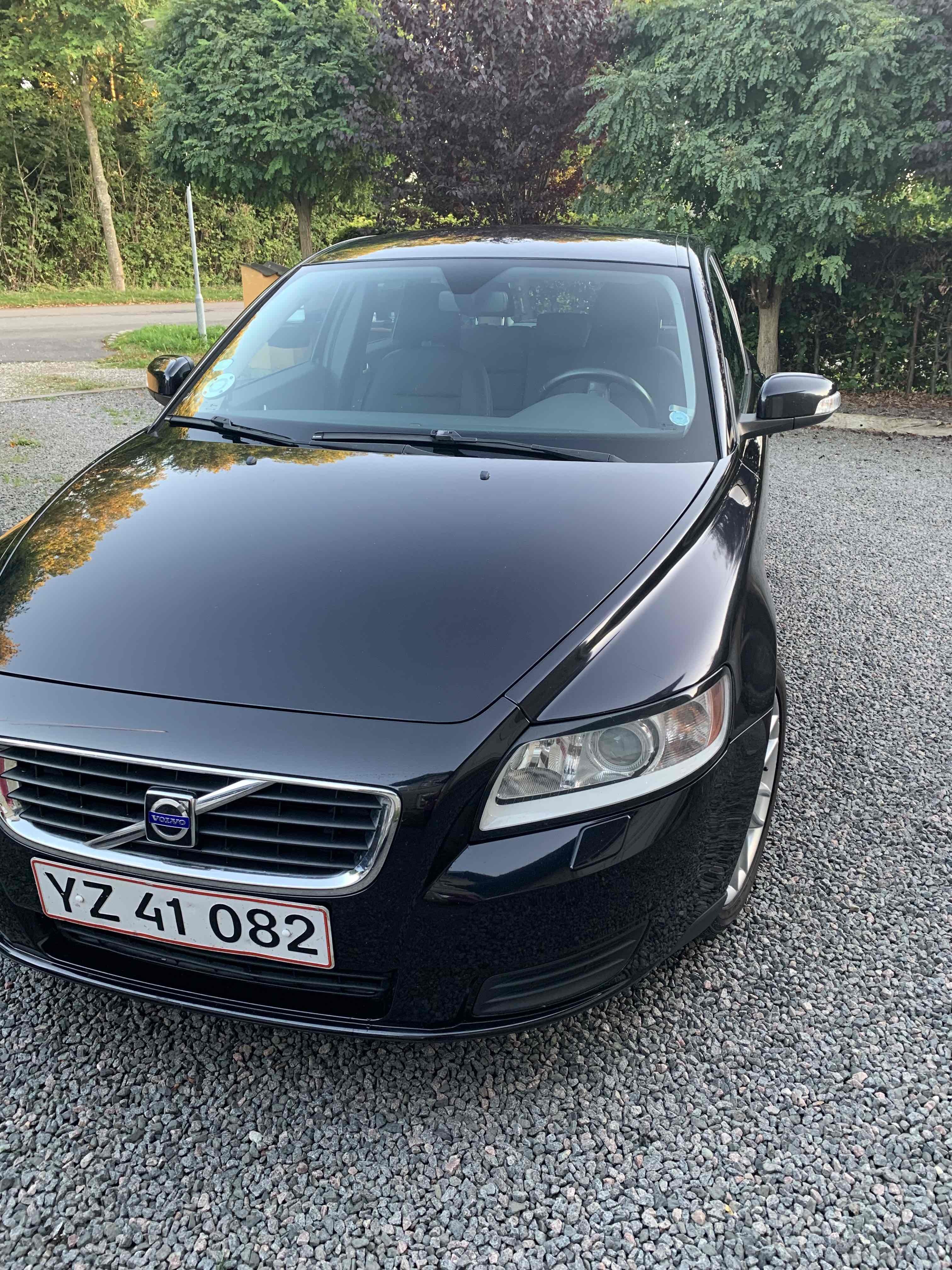 Sort Volvo V50 fra 2008