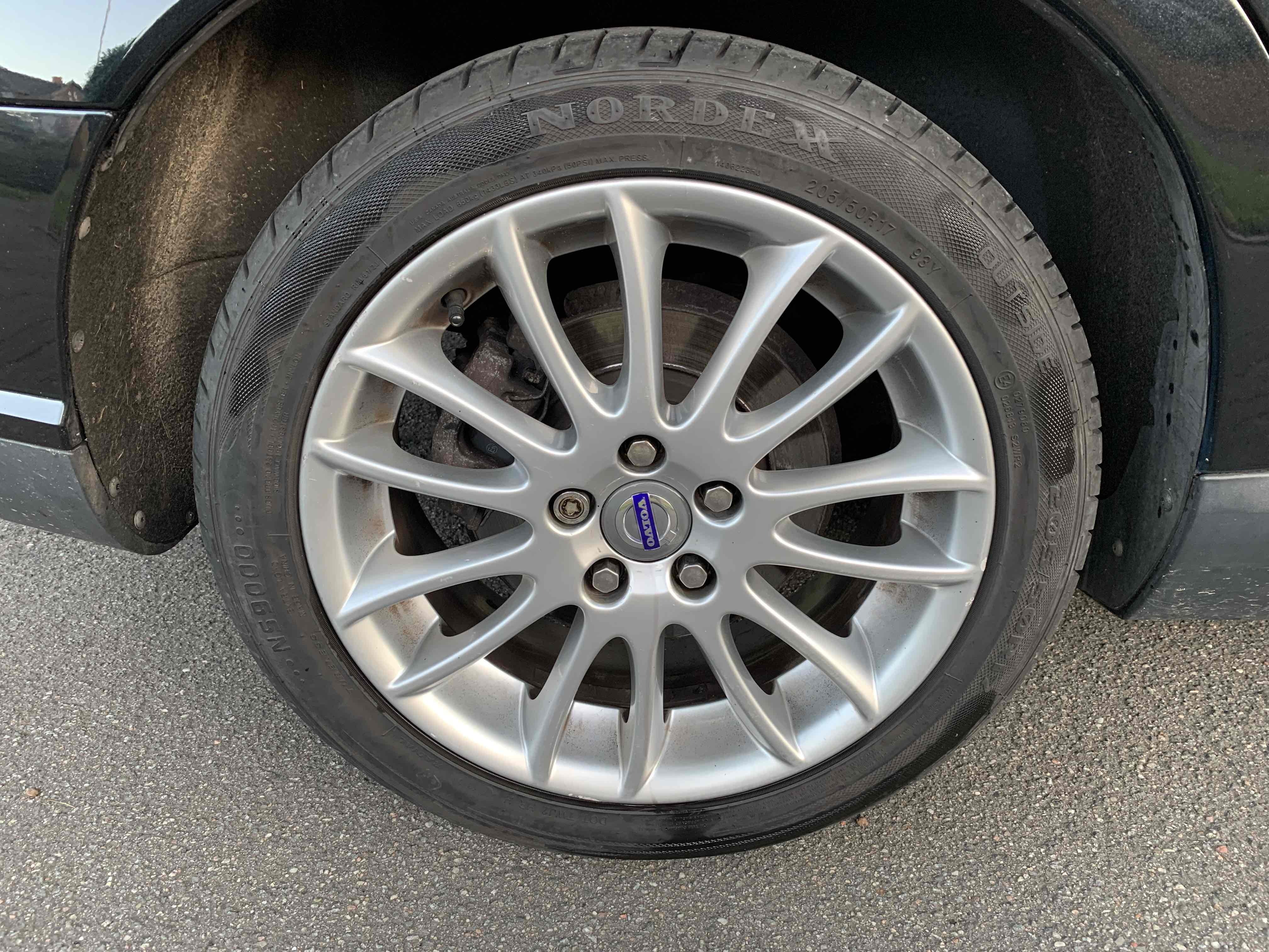 Sort Volvo V50 fra 2008