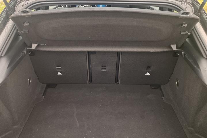 Sort Mercedes A180 d fra 2018