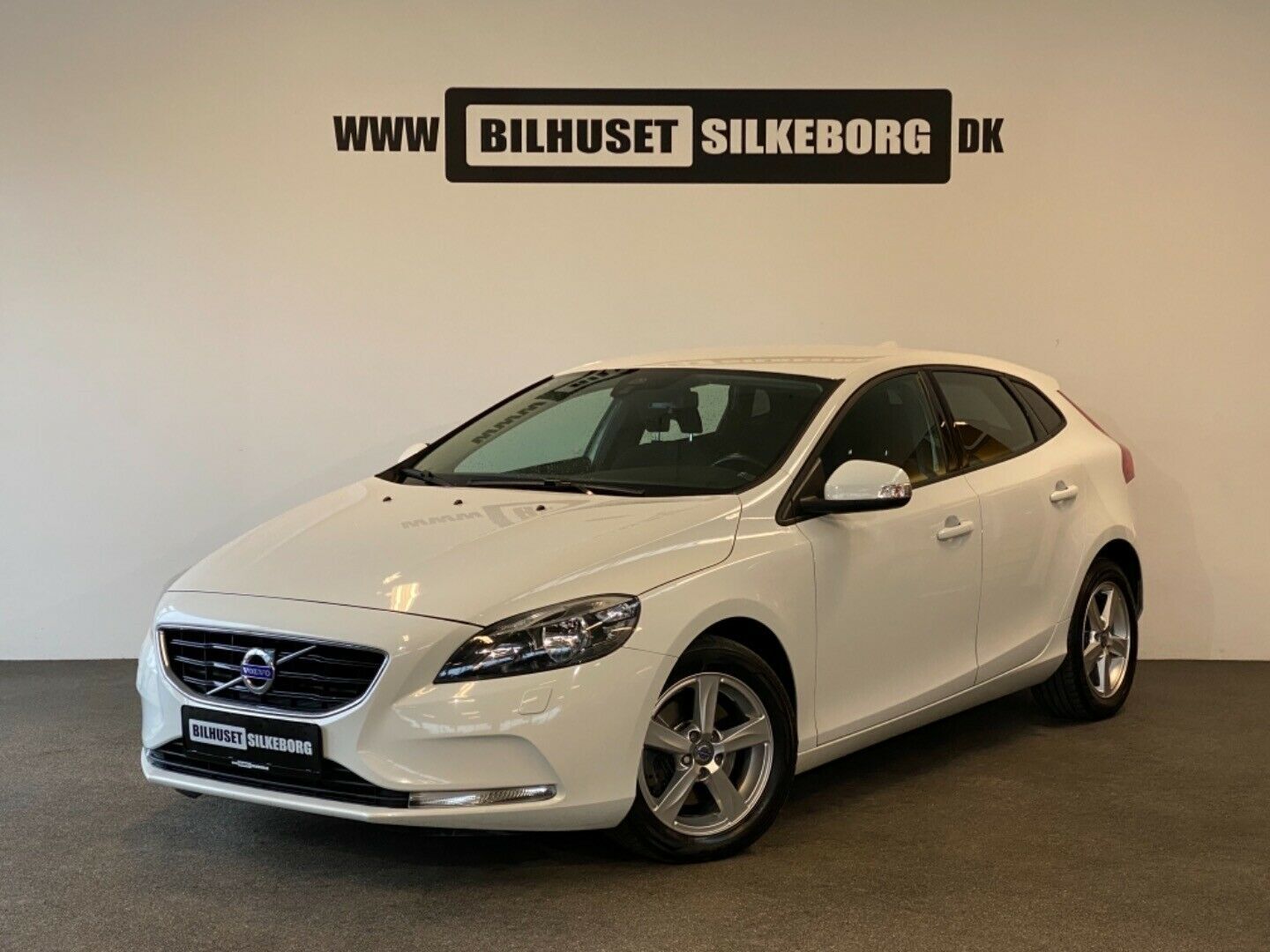 undefined Volvo V40 fra 2016