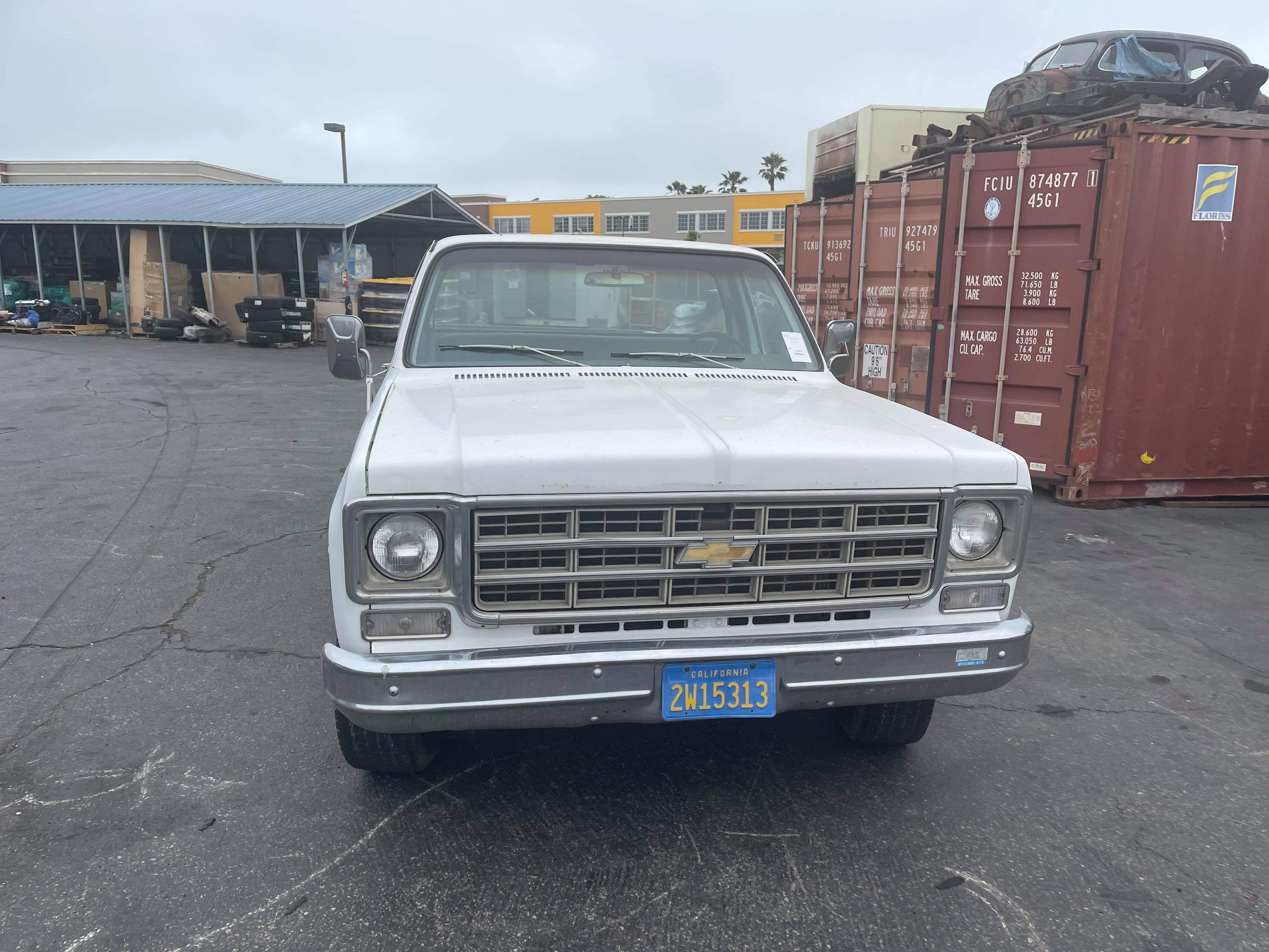 Hvid Chevrolet Ladvogn fra 1977