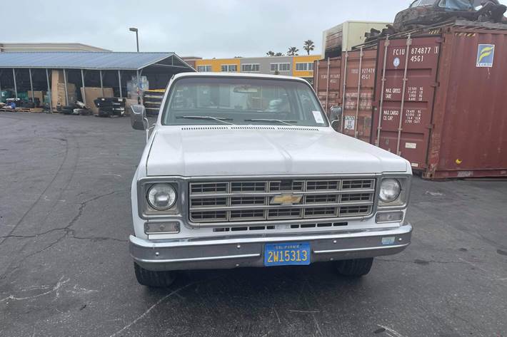 Hvid Chevrolet Ladvogn fra 1977