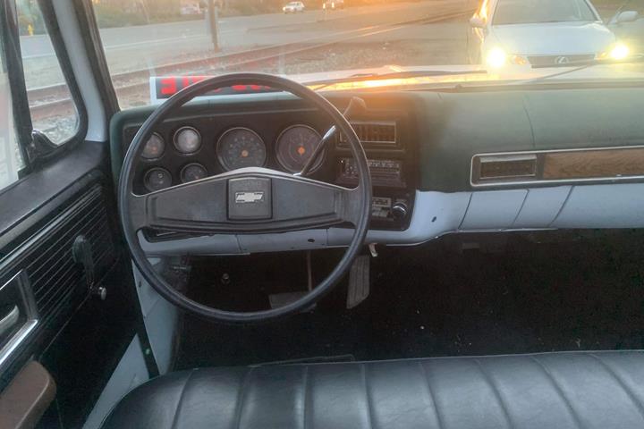 Hvid Chevrolet Ladvogn fra 1977