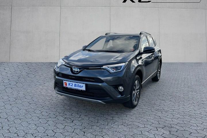 Grå Toyota RAV4 fra 2017