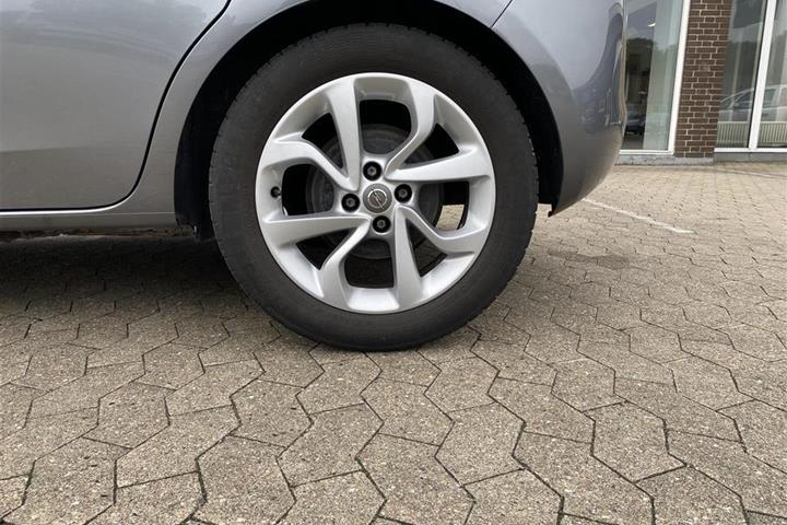 Grå Opel Corsa fra 2018