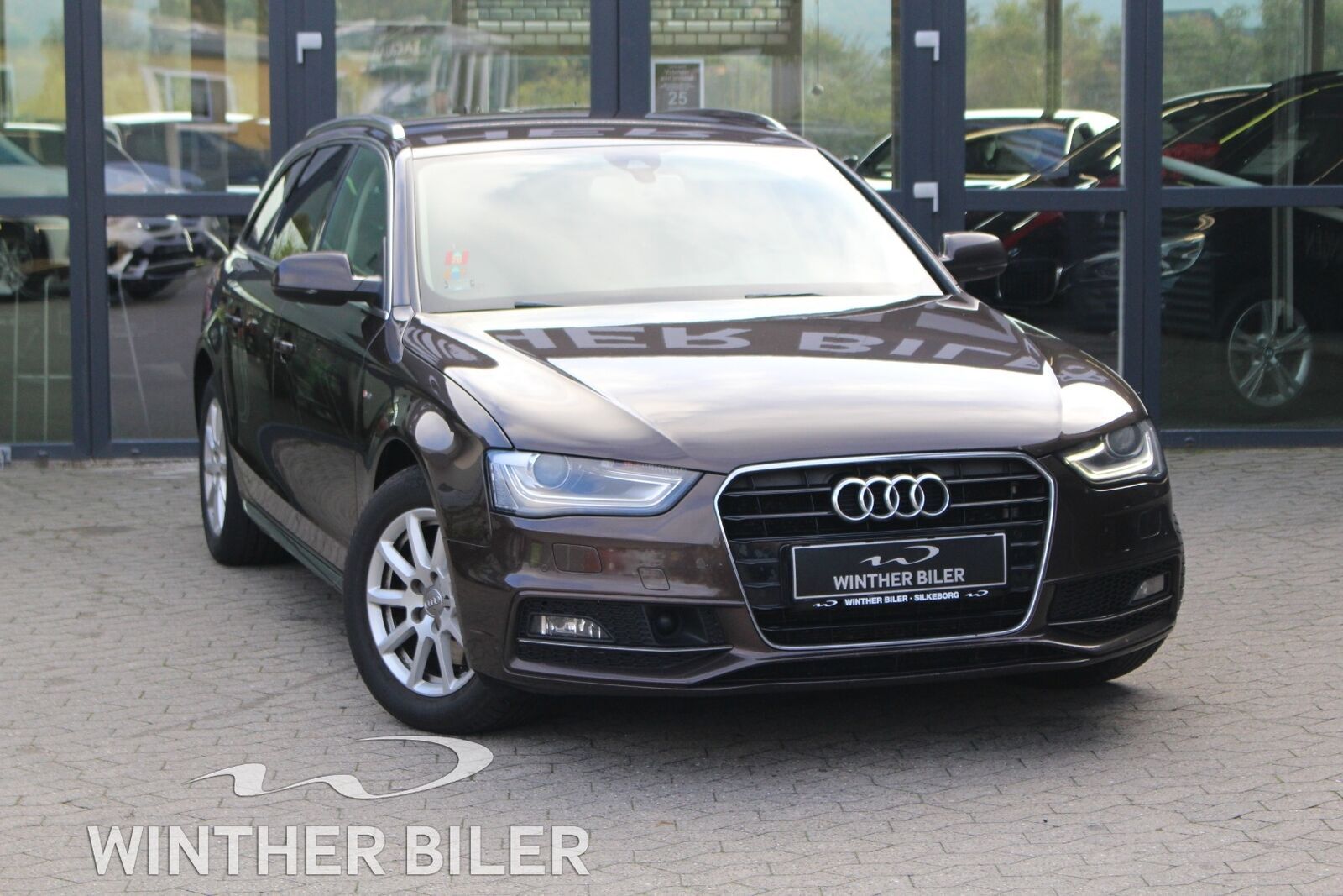 Guide til Audi A4 Avant 2.0 TDI ultra design (Årgang 11/2015 - 06/2018)