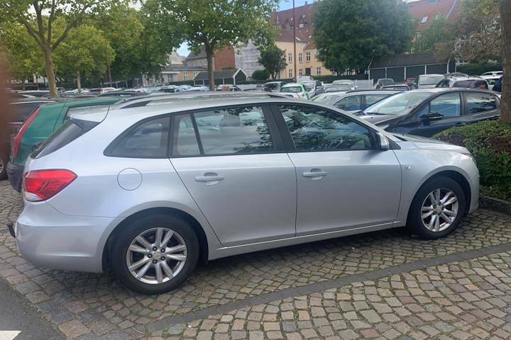 Grå Chevrolet Cruze fra 2013