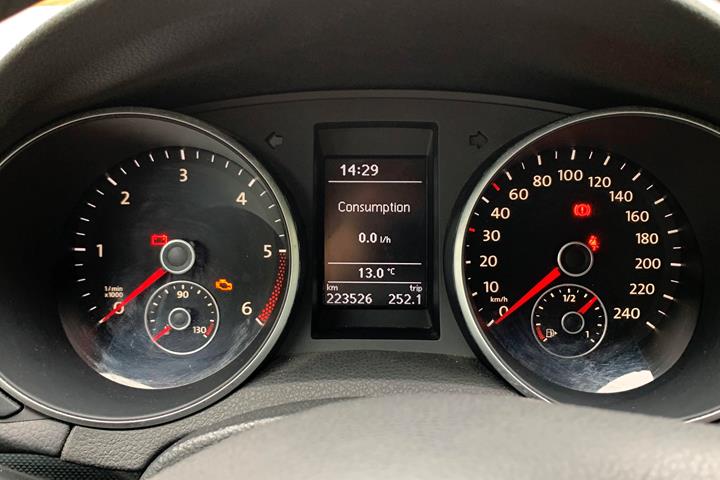 Sølv VW Golf VI fra 2011