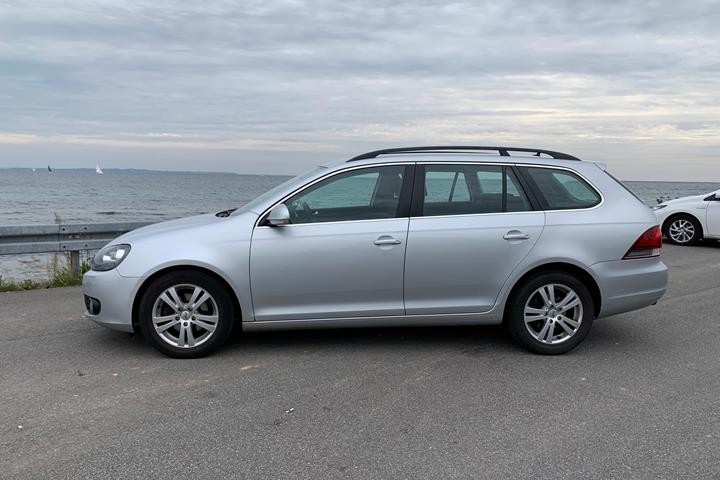 Sølv VW Golf VI fra 2011