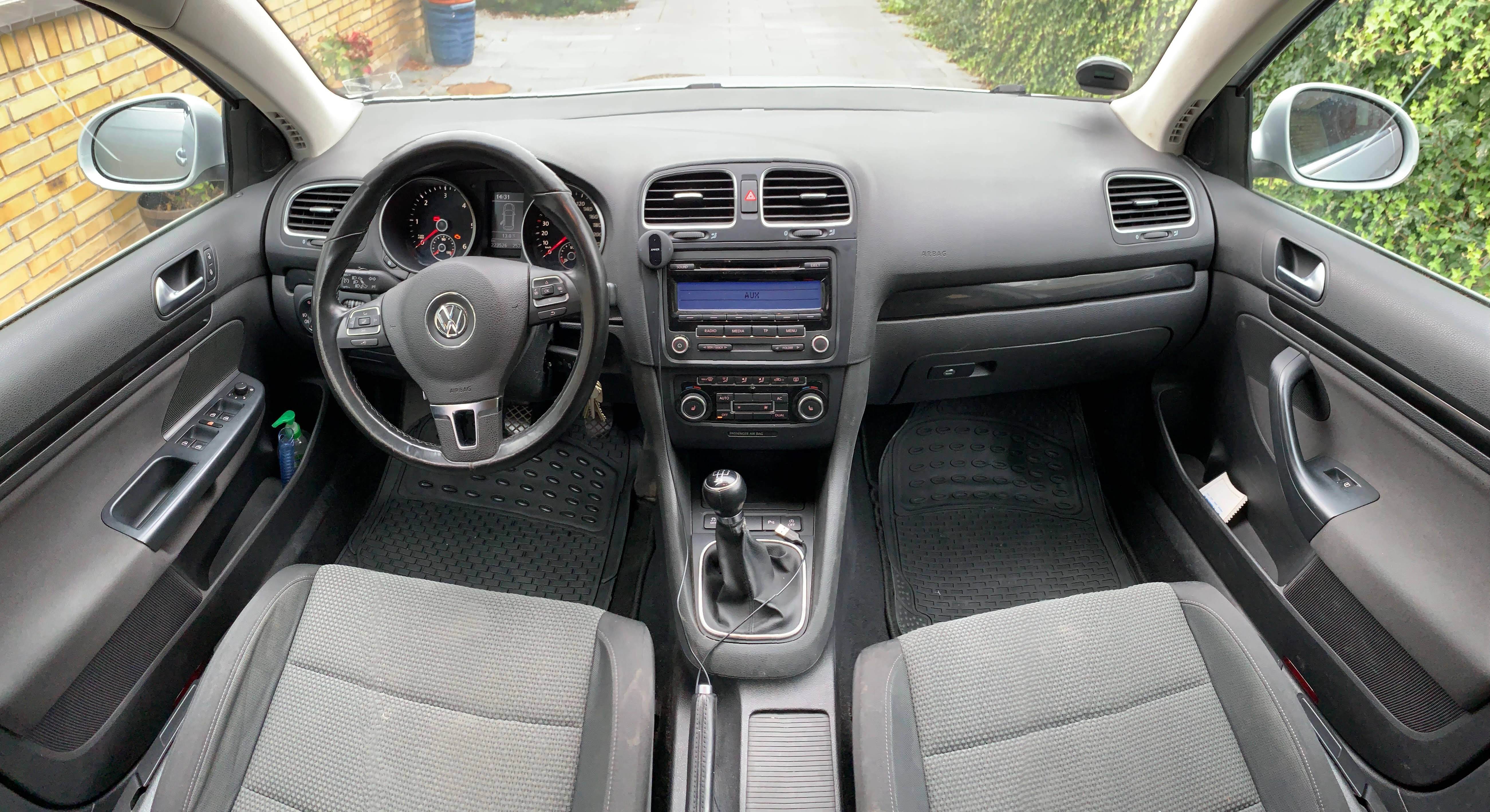 Sølv VW Golf VI fra 2011