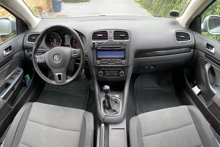 Sølv VW Golf VI fra 2011