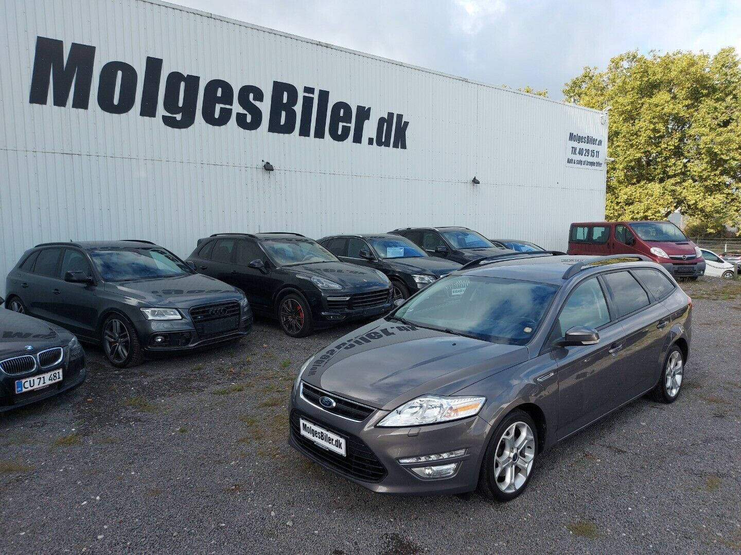 Grå Ford Mondeo fra 2011