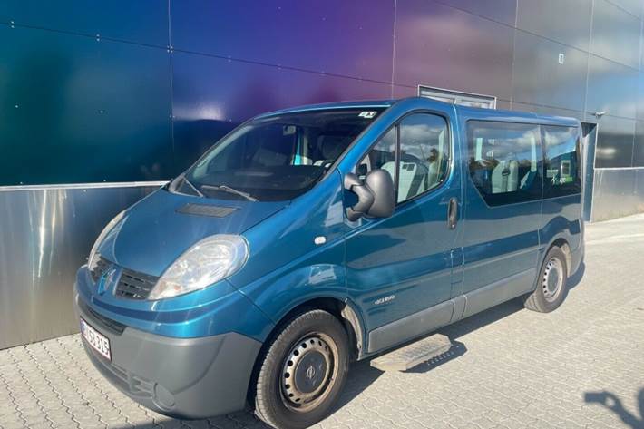 Grøn Renault Trafic T29 fra 2008