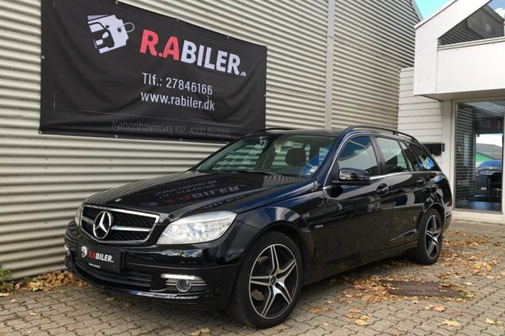 Sort Mercedes C180 fra 2010