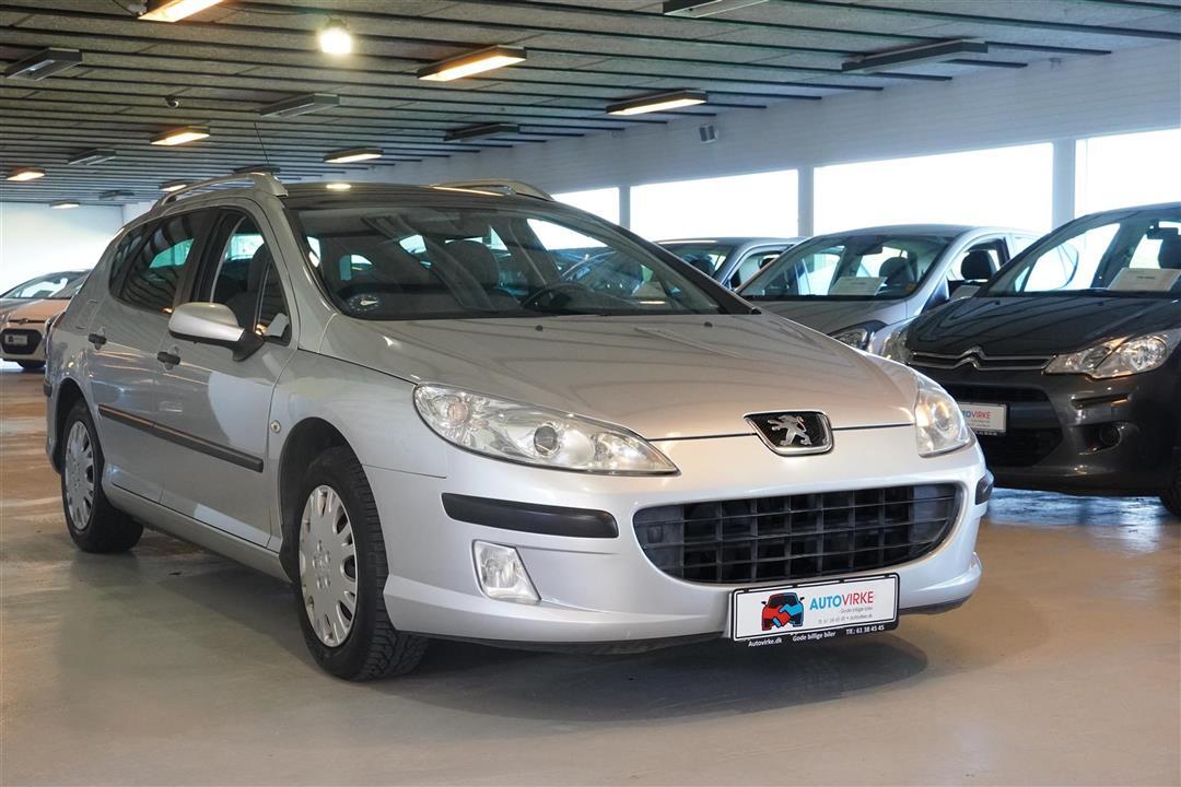 Grå Peugeot 407 fra 2005