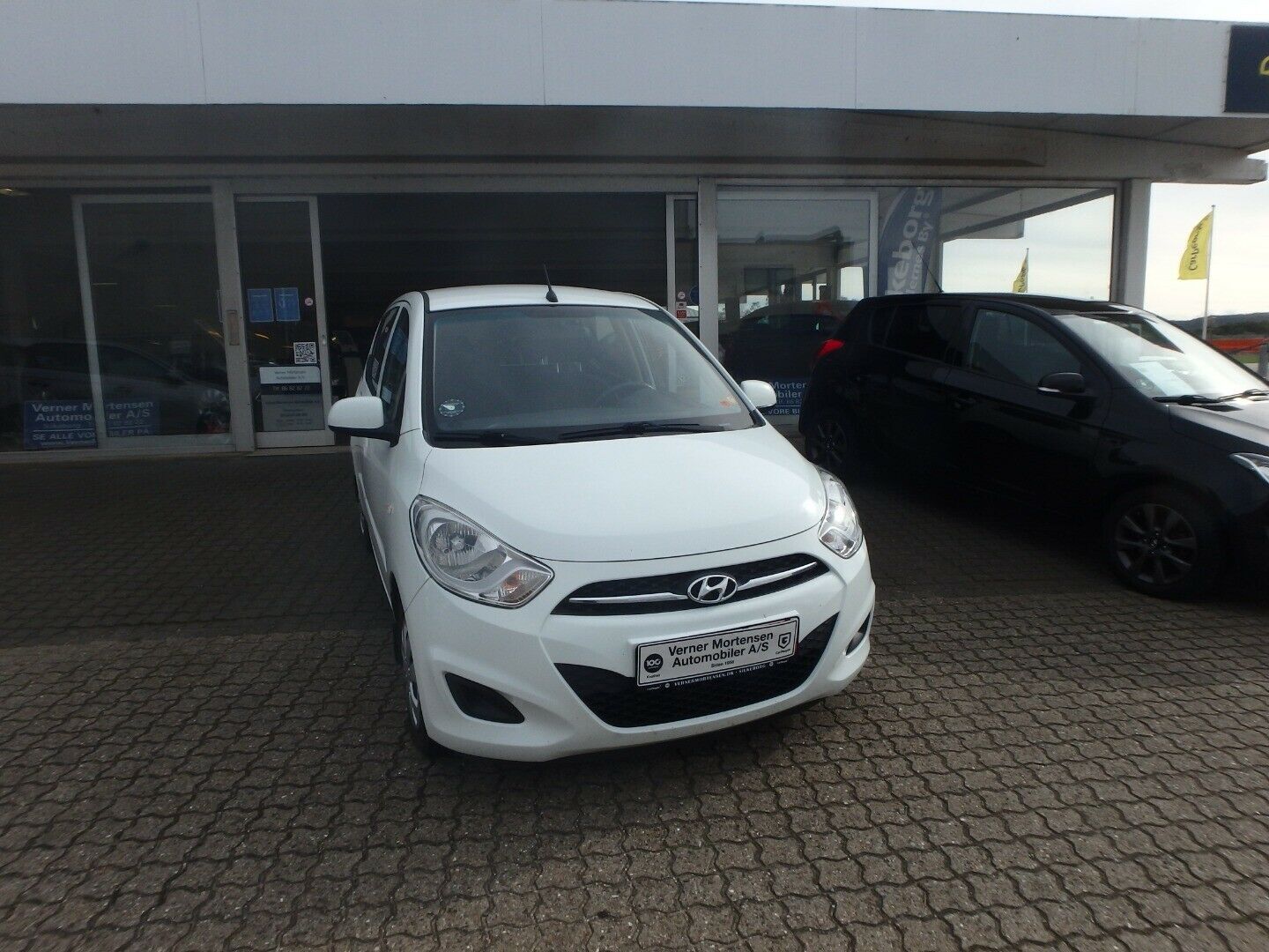 Hvid Hyundai i10 fra 2013