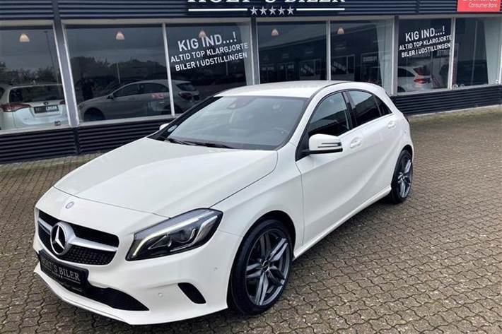 Hvid Mercedes A180 d fra 2016