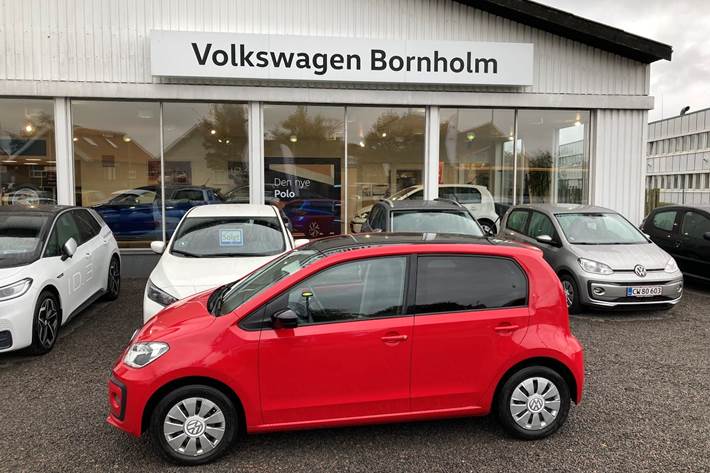 Rød VW UP! fra 2017