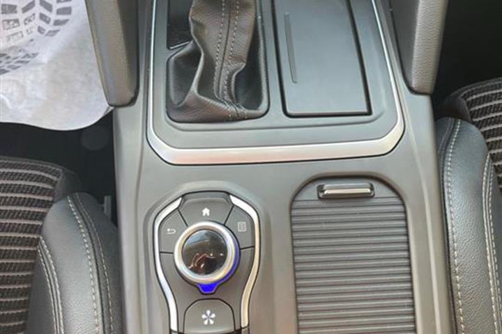 Blå Renault Talisman fra 2019