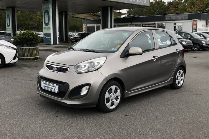 Grå Kia Picanto fra 2012