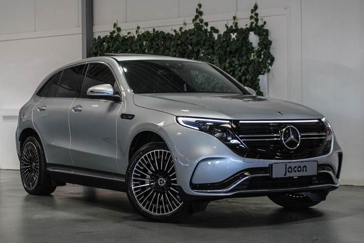 Grå Mercedes EQC400 fra 2020