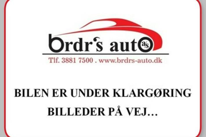 Sort BMW 330e fra 2017