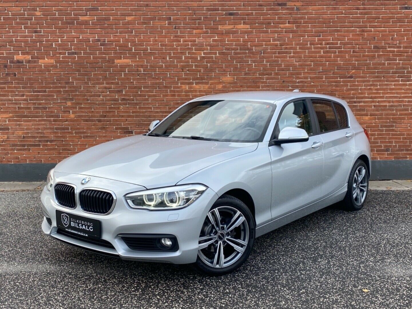 undefined BMW 118d fra 2016