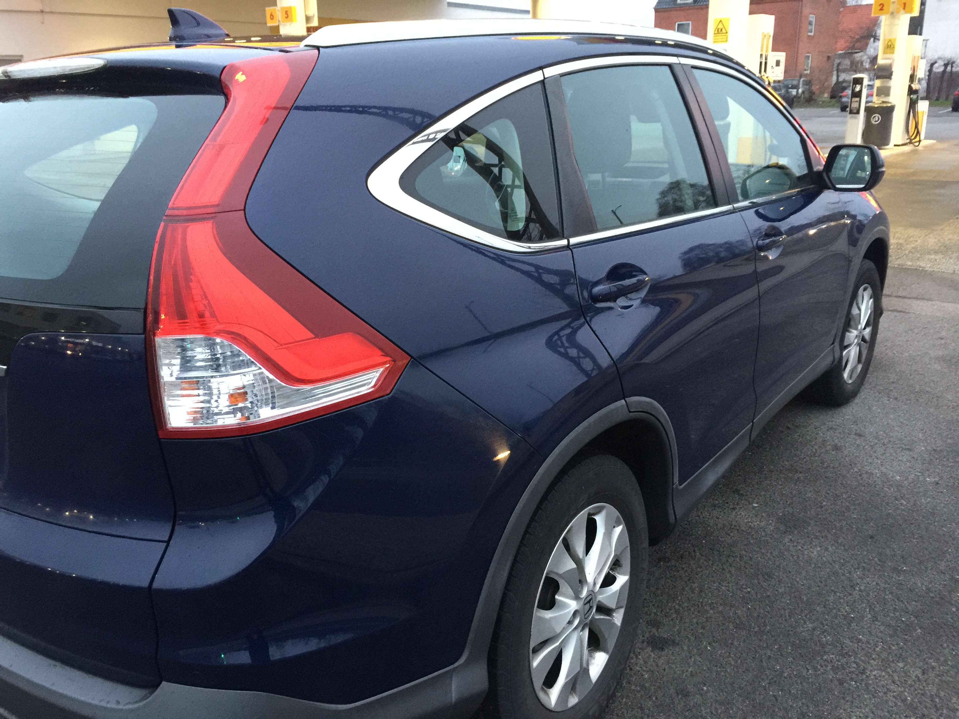 Blå Honda CR-V fra 2013