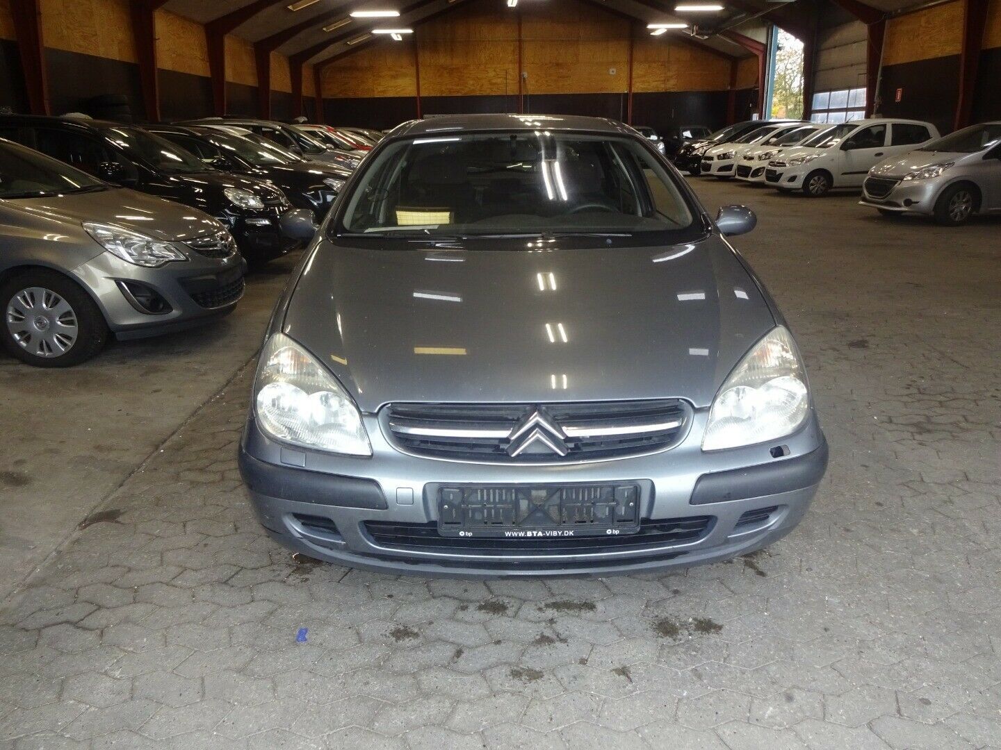 Grå Citroën C5 fra 2004