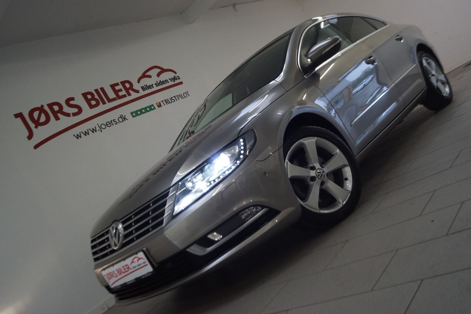 Beige VW CC fra 2013