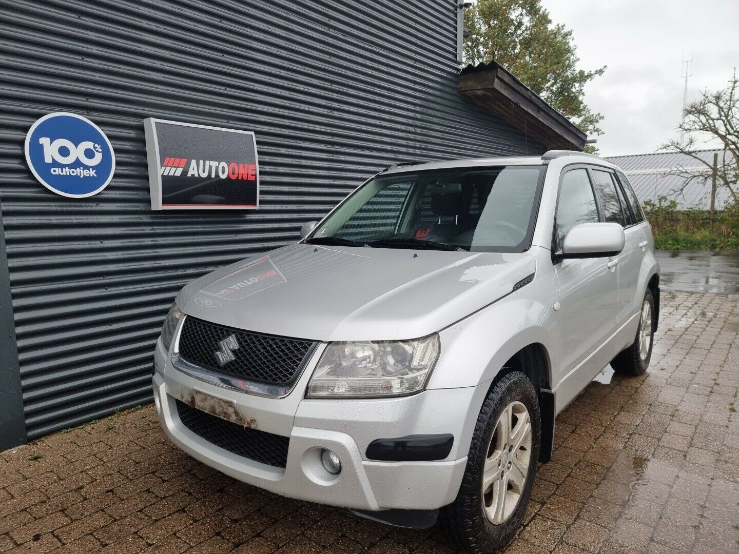 Grå Suzuki Grand Vitara fra 2007