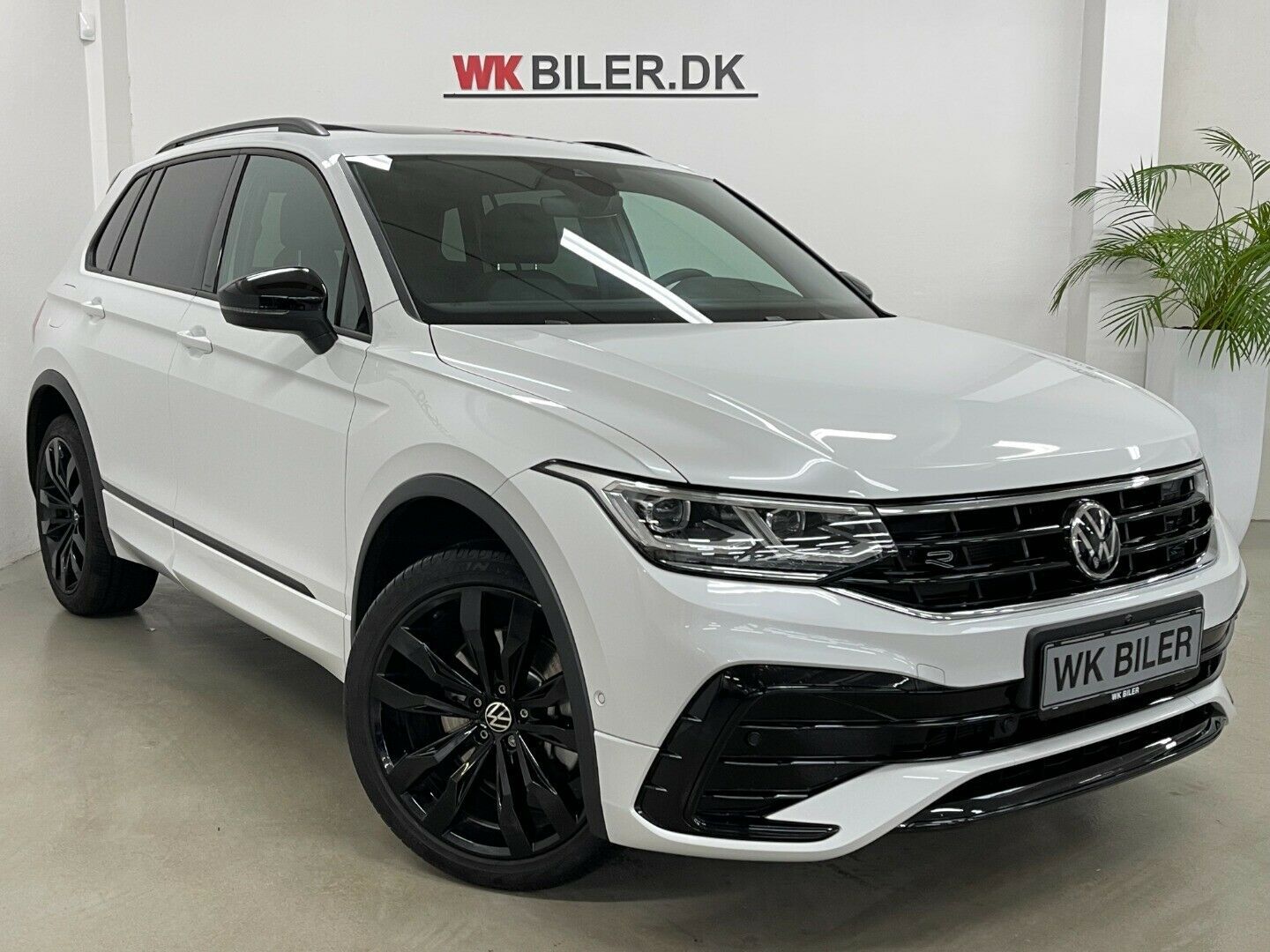 Grå VW Tiguan fra 2021