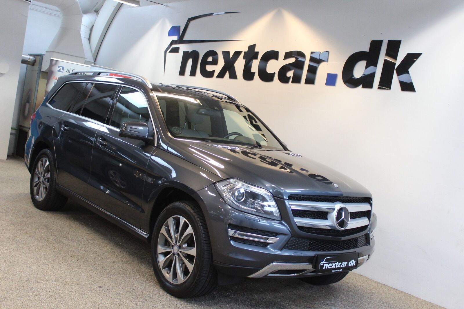 Grå Mercedes GL350 fra 2015