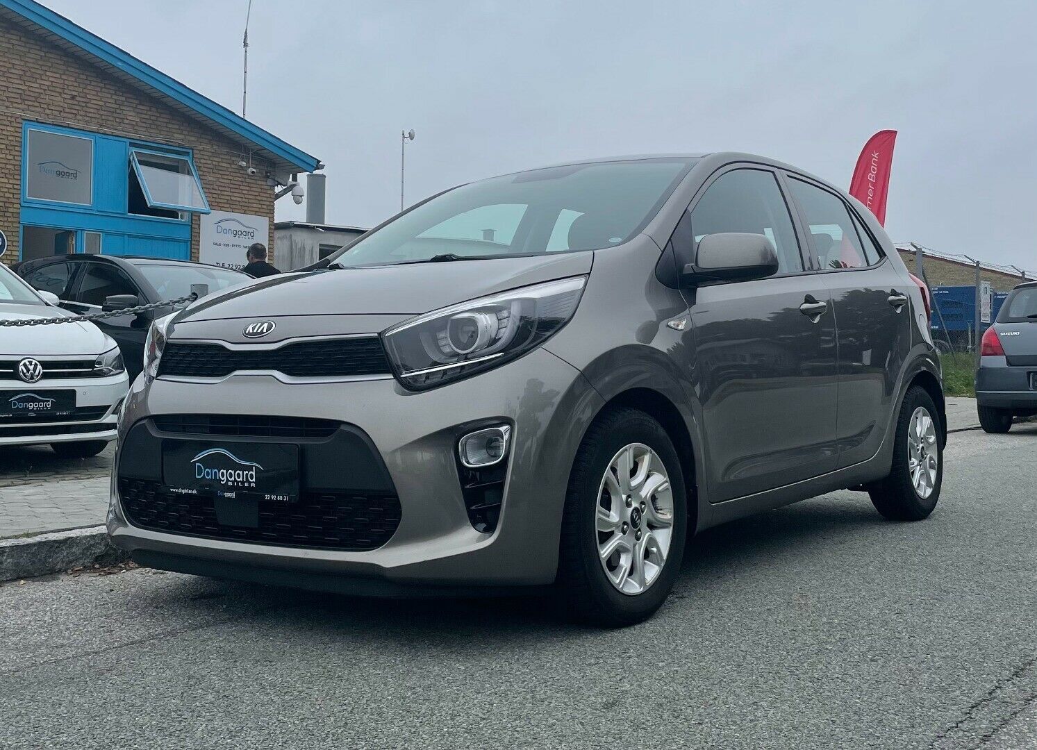 Grå Kia Picanto fra 2018