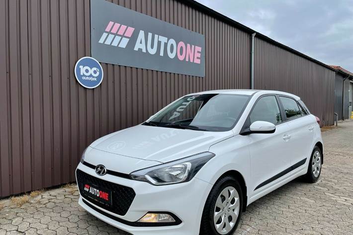Hvid Hyundai i20 fra 2017
