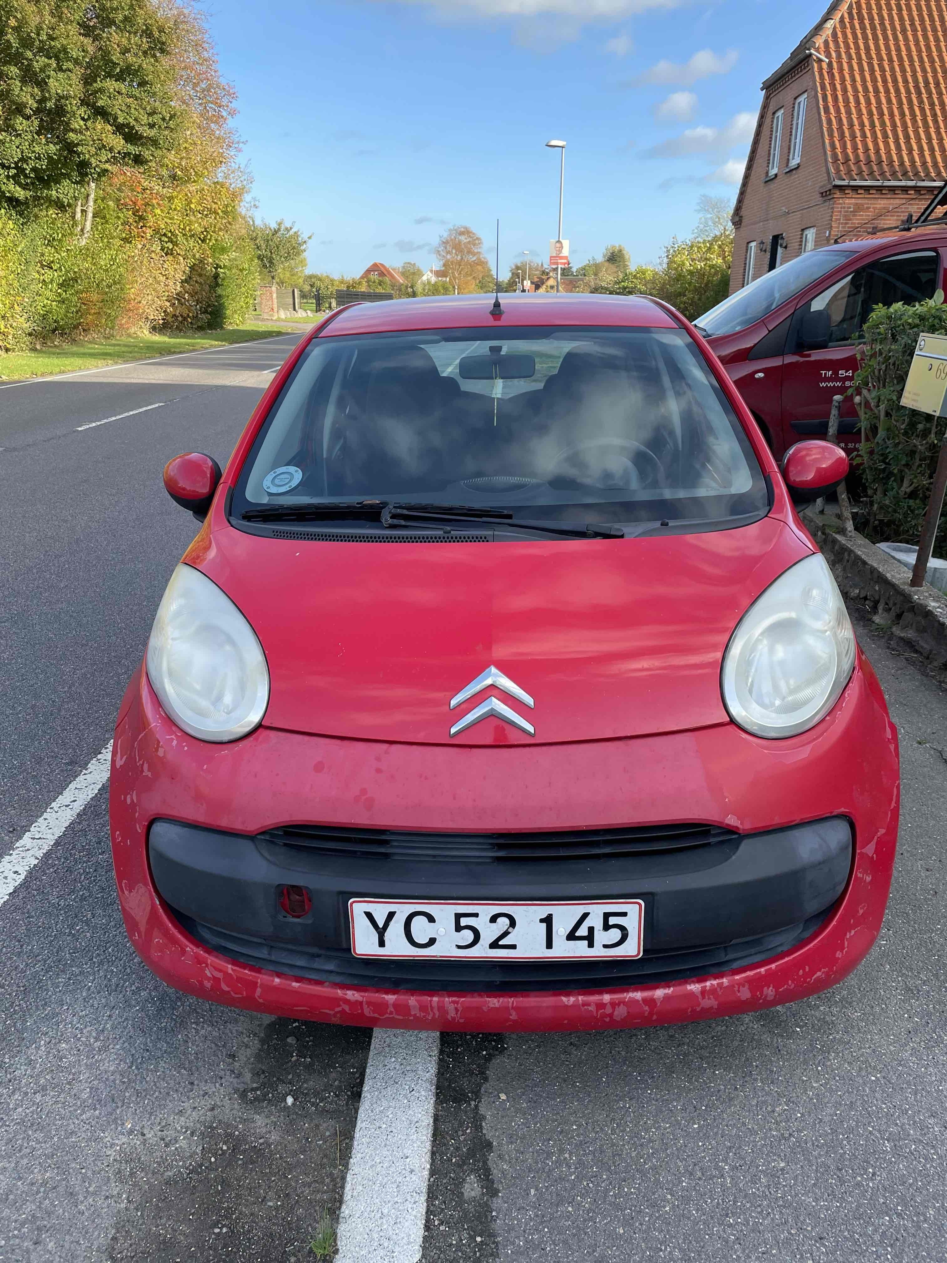 Rød Citroën C 4 fra 2006