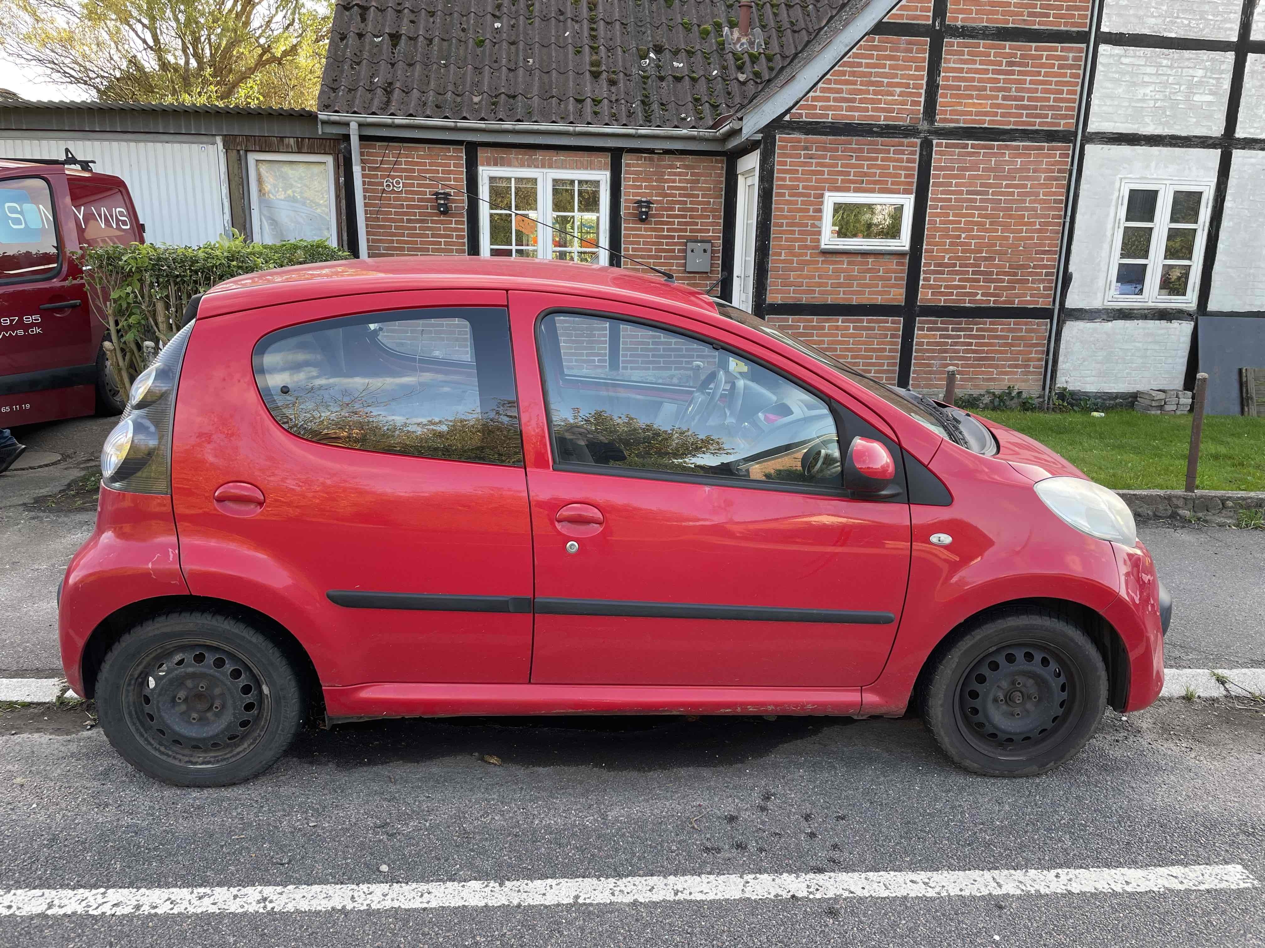 Rød Citroën C 4 fra 2006