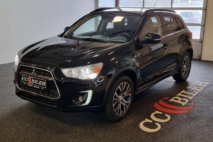 Grå Mitsubishi ASX fra 2015