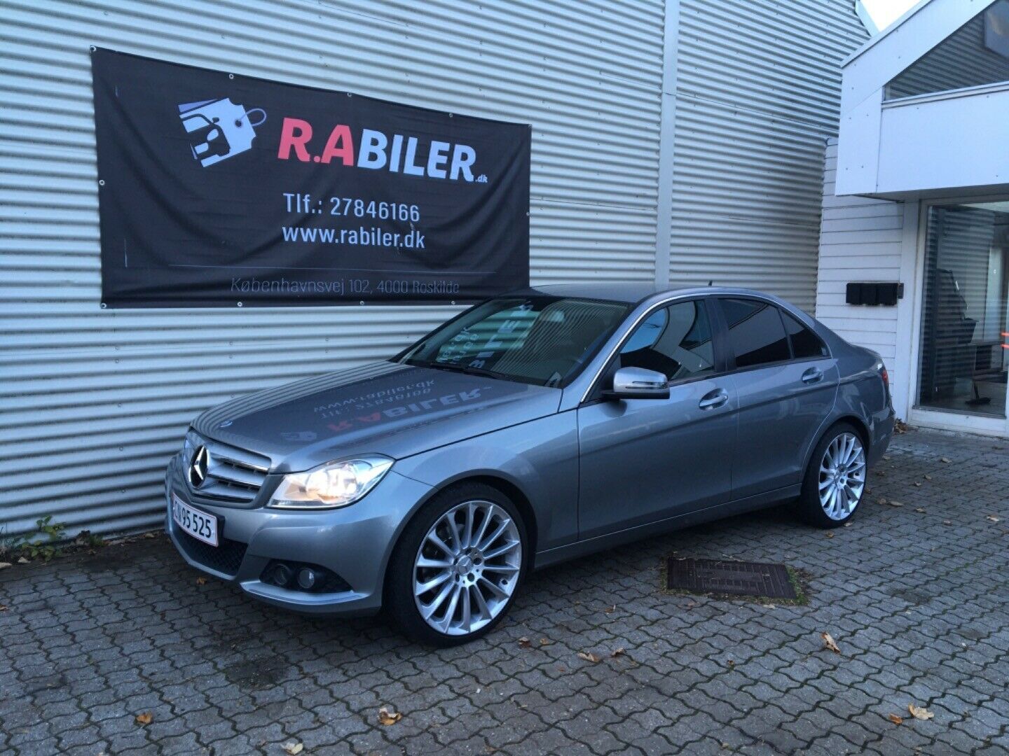 Grå Mercedes C220 fra 2013