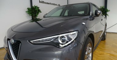 Alfa Romeo Stelvio 2.2 Diesel Super Q4 AT8 (Årgang 04/2017 - 08/2018)