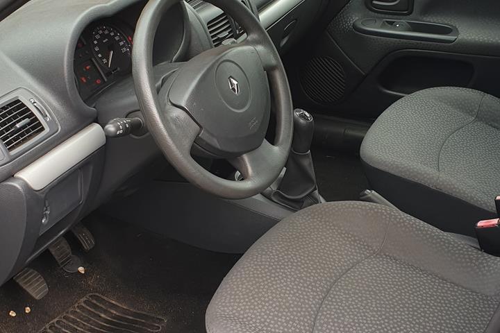 undefined Renault Clio fra 2008