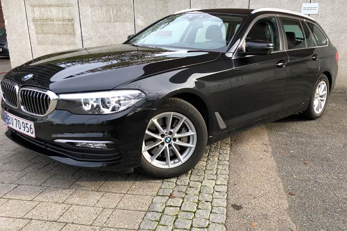 Sort BMW 5-Serie fra 2018