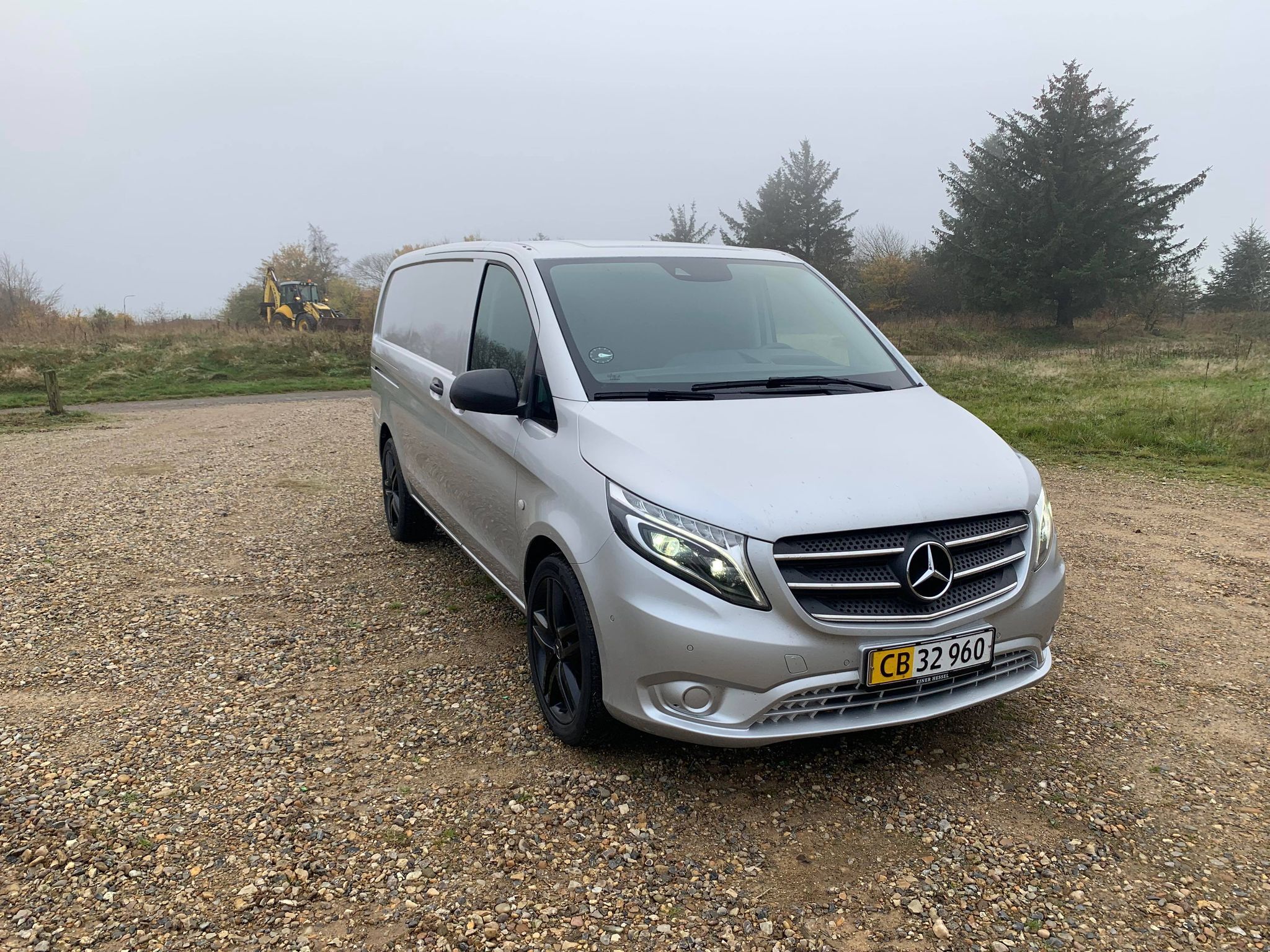 Grå Mercedes Vito 119 fra 2021