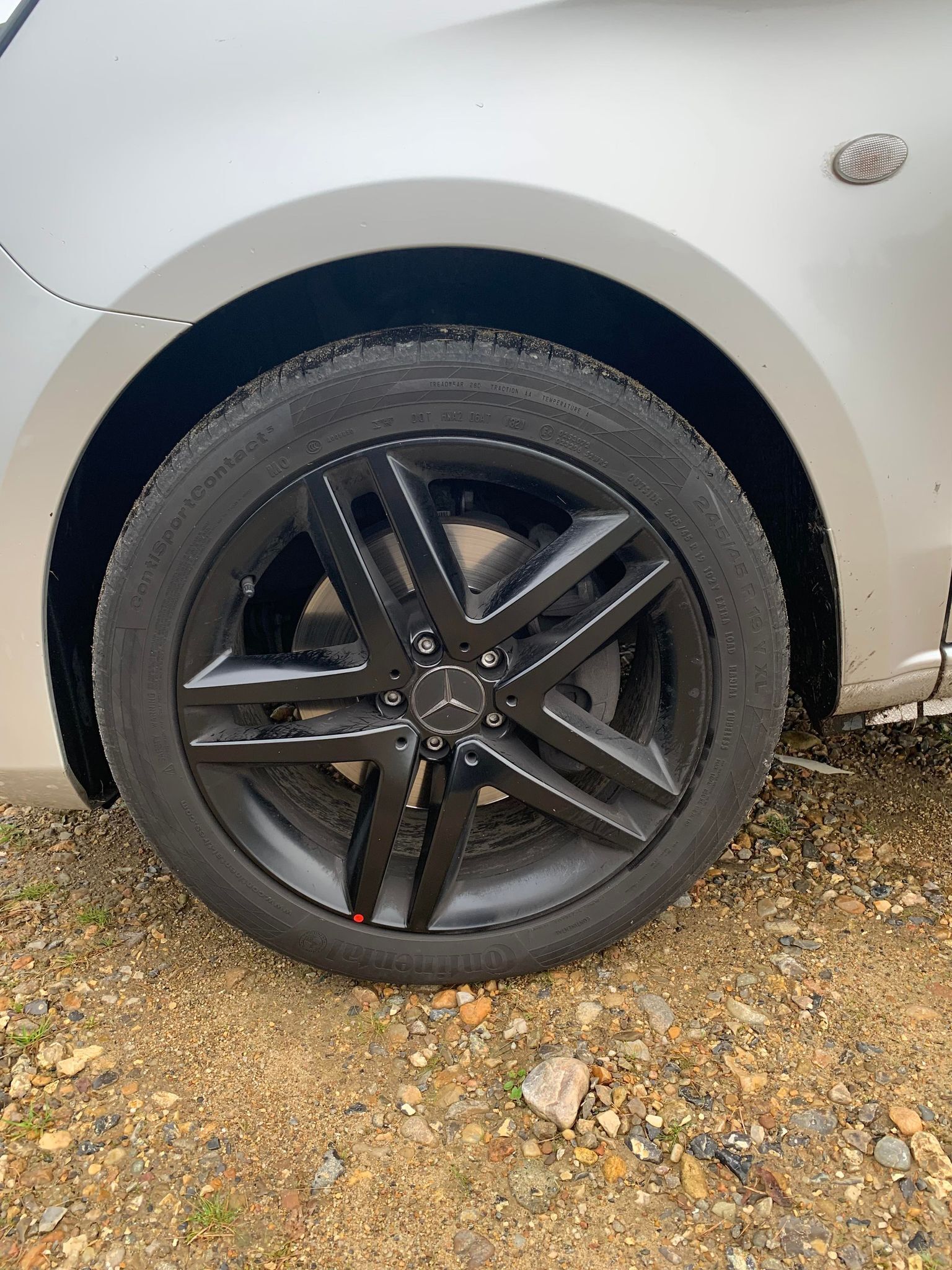 Grå Mercedes Vito 119 fra 2021