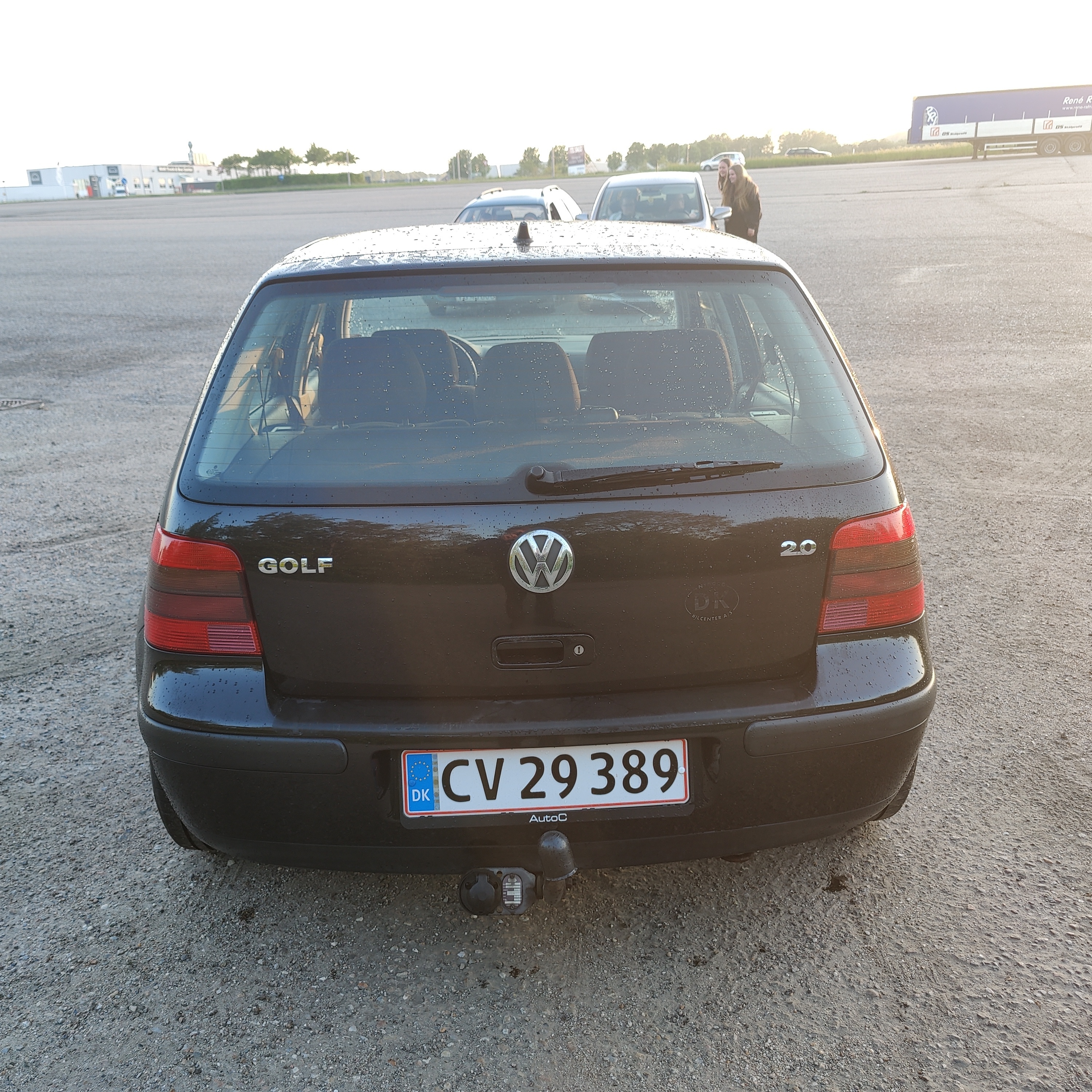Sort VW Golf II fra 2002